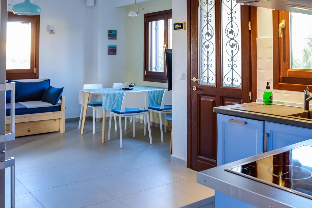 Seasidelongo Houses 1 Min From The Beach Of Nikiti ภายนอก รูปภาพ