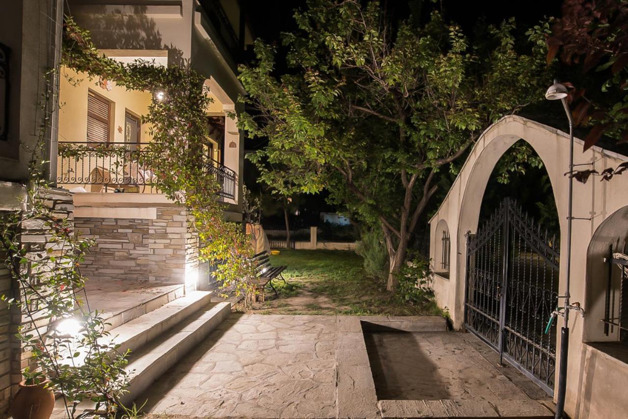 Seasidelongo Houses 1 Min From The Beach Of Nikiti ภายนอก รูปภาพ