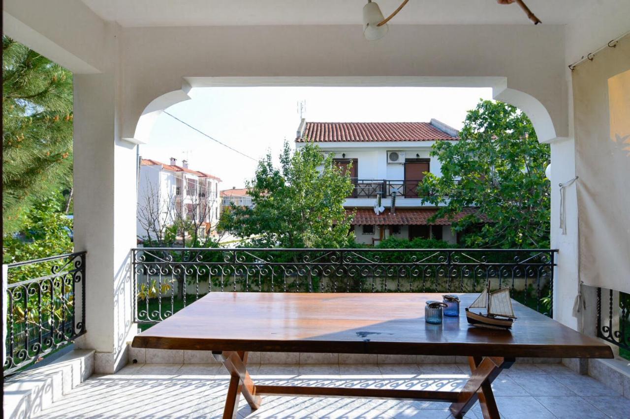 Seasidelongo Houses 1 Min From The Beach Of Nikiti ภายนอก รูปภาพ