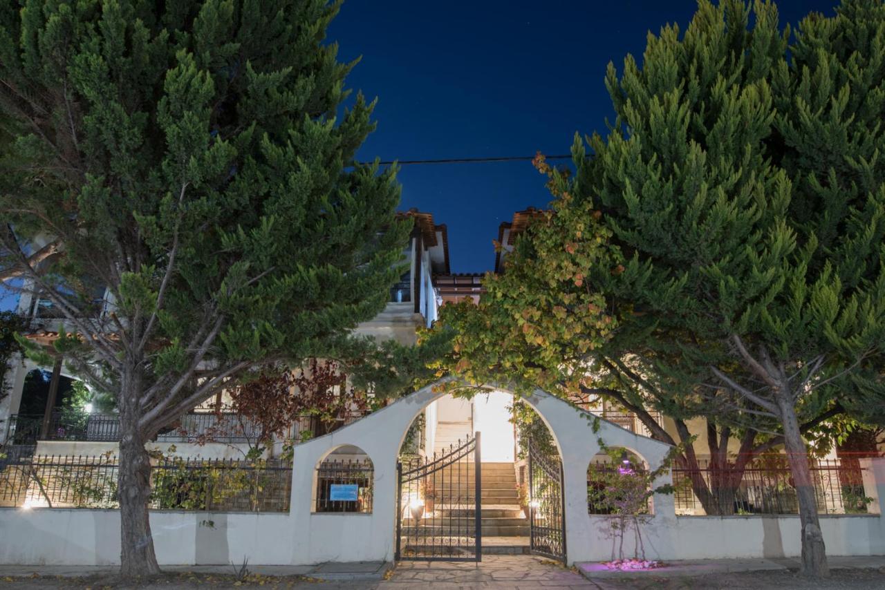 Seasidelongo Houses 1 Min From The Beach Of Nikiti ภายนอก รูปภาพ